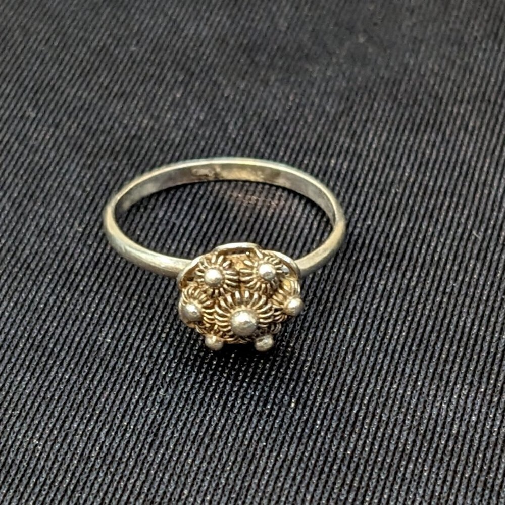 Dutch Button Filigree Zeeuwse Knoop Victorian Antique Ring - Picture 2 of 12